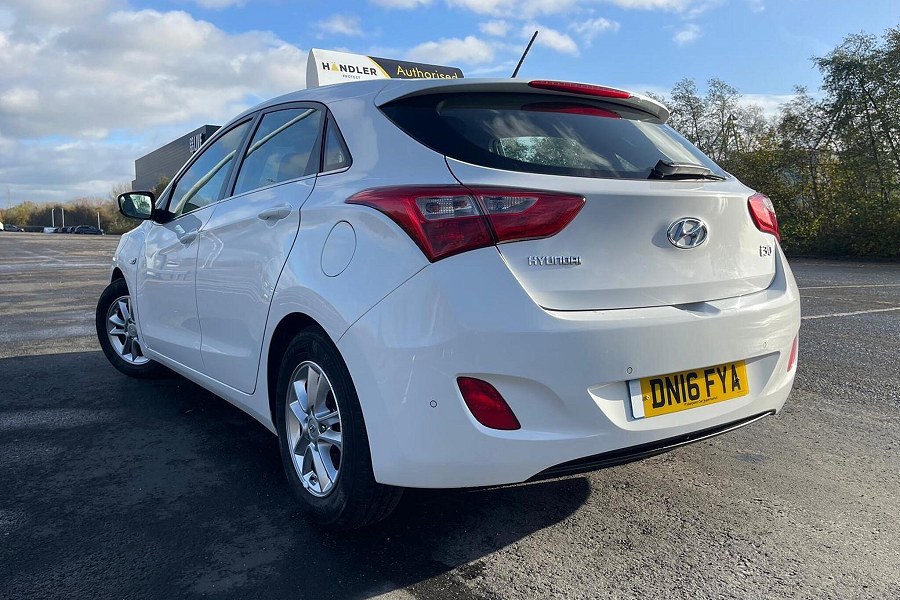 2016 Hyundai i30 photo 10