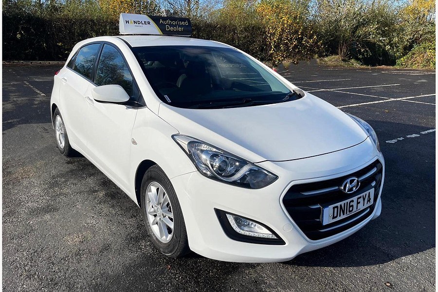 2016 Hyundai i30 photo 9