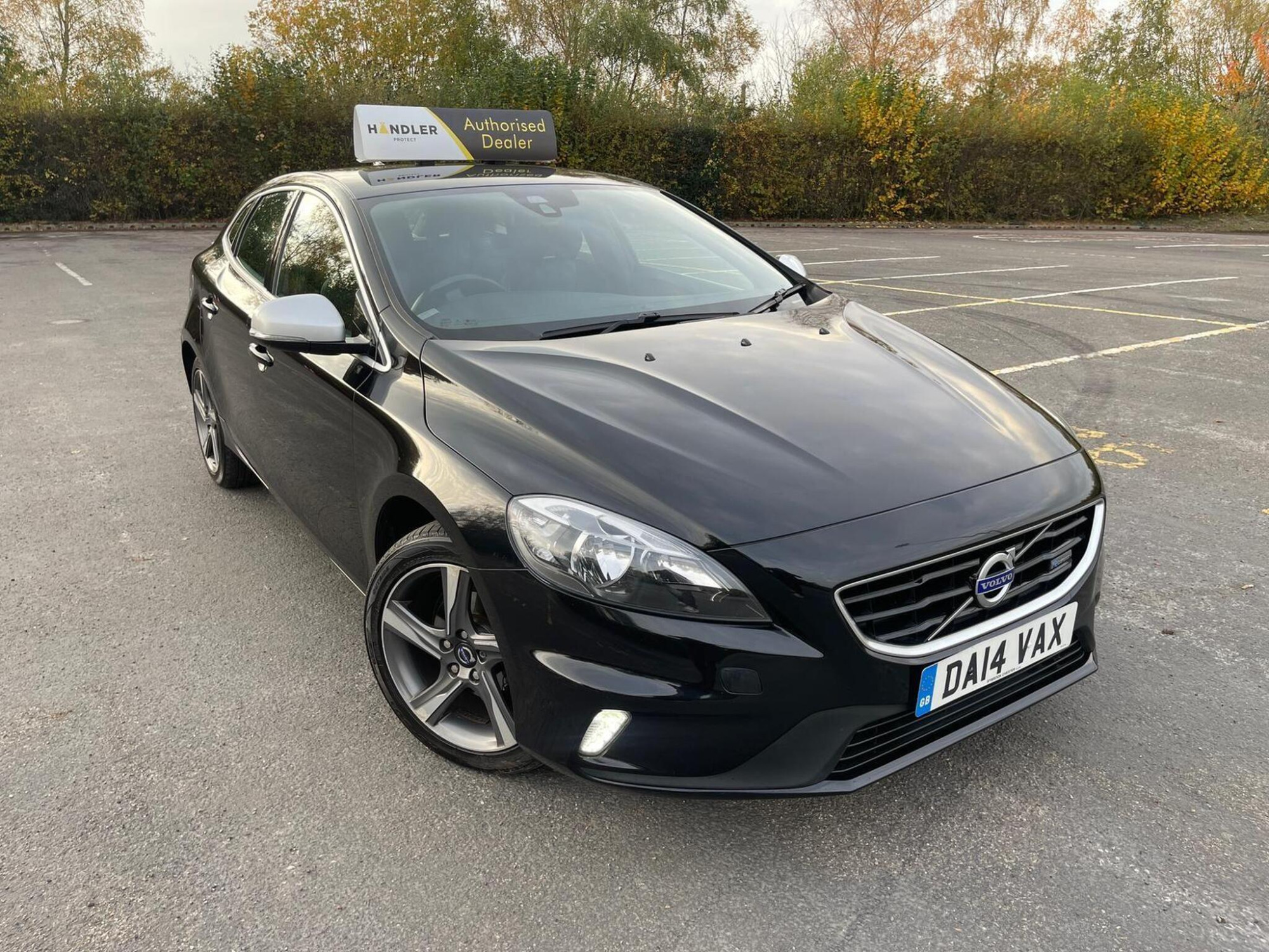 2014 Volvo V40 1.6 D2 R-Design Euro 5 (s/s) 5dr for sale at Bros Motors