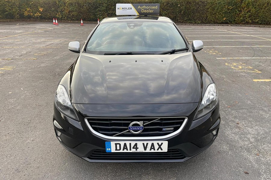 Volvo V40 photo 2
