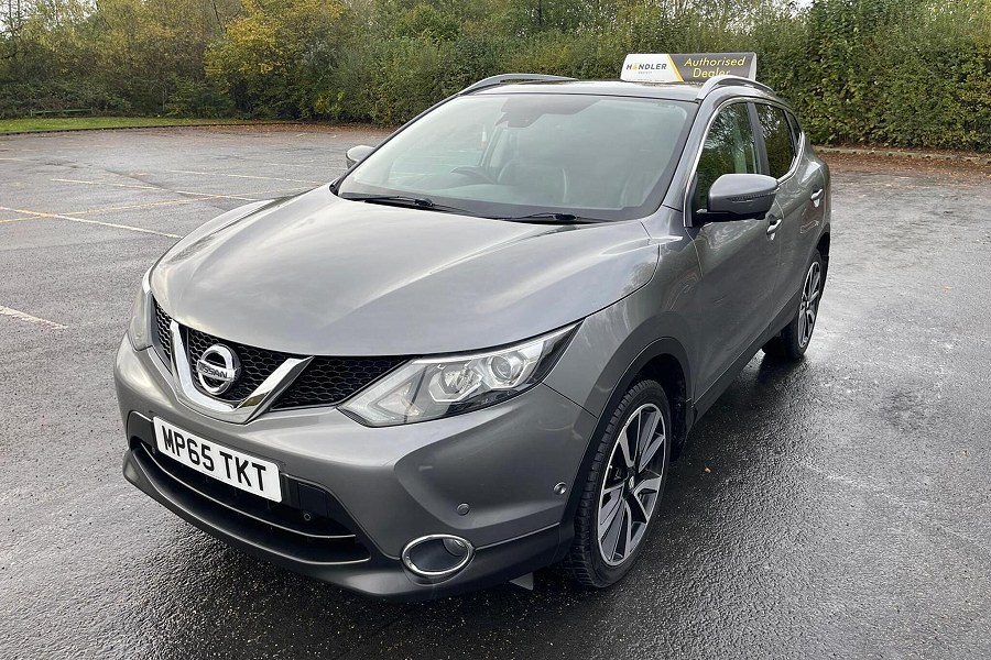 2015 Nissan Qashqai photo 3