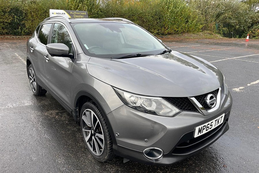 2015 Nissan Qashqai photo 9