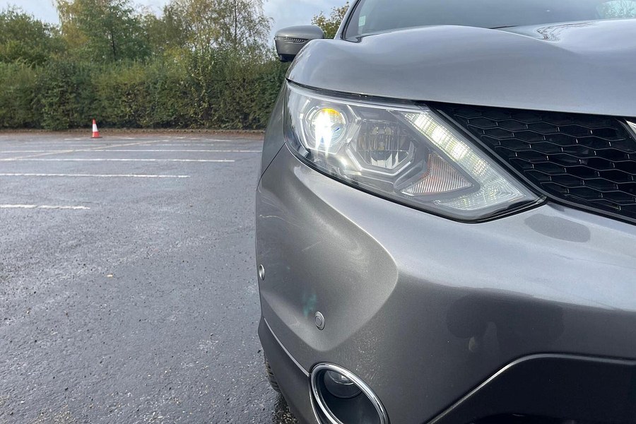 2015 Nissan Qashqai photo 14