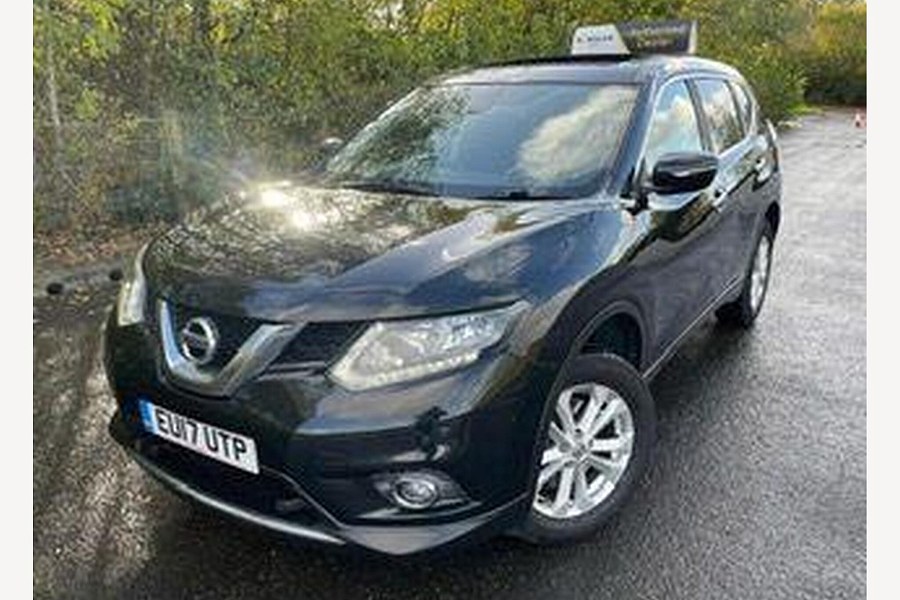 2017 Nissan X-Trail photo 3