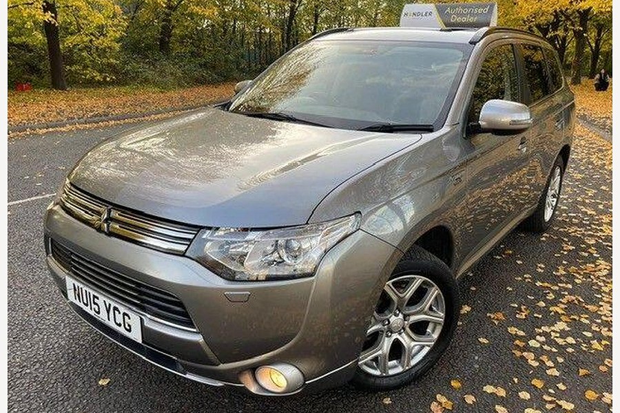 2015 Mitsubishi Outlander photo 11
