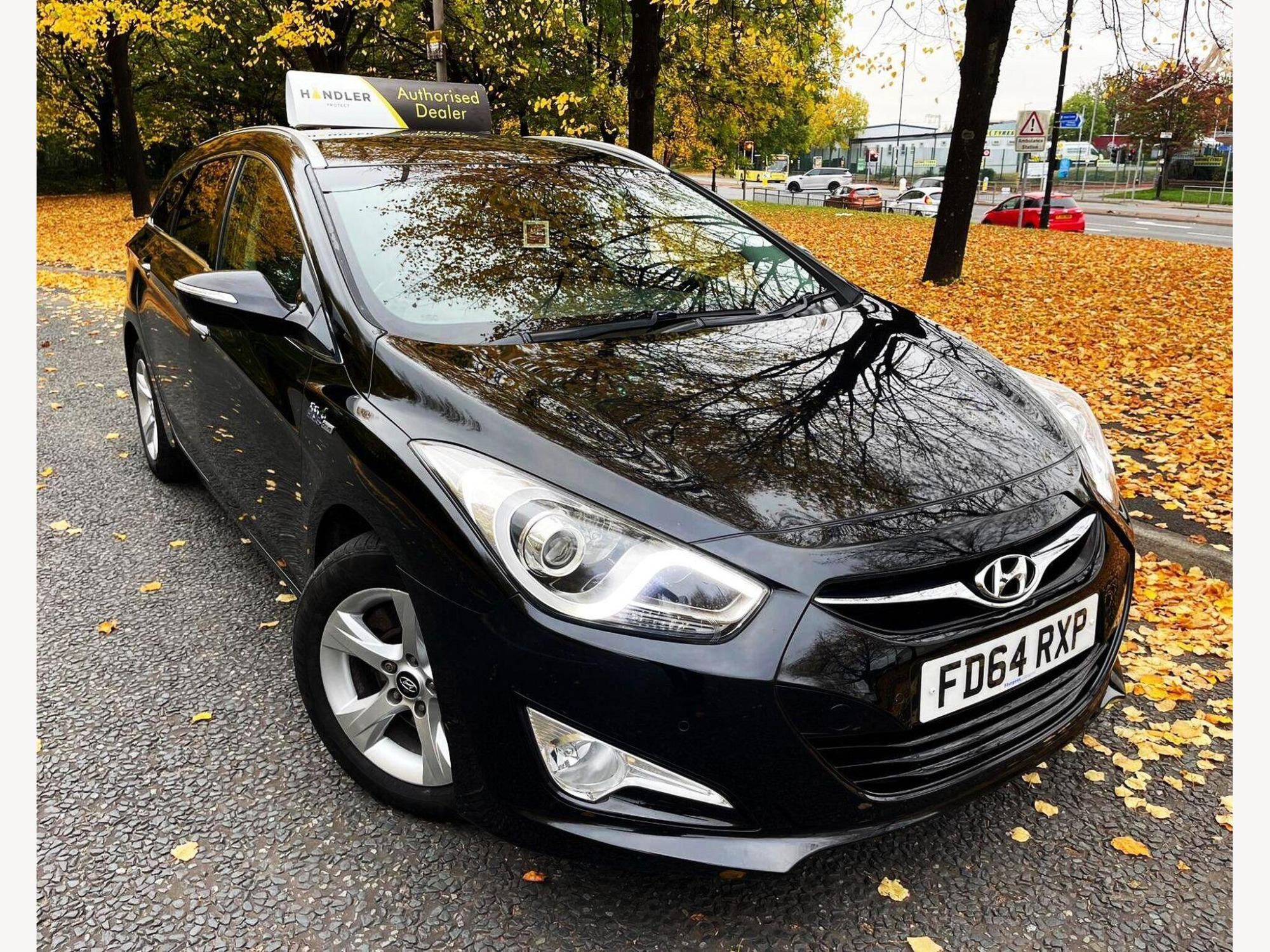 2014 Hyundai i40 1.7 CRDi Blue Drive Style Euro 5 (s/s) 5dr for sale at Bros Motors