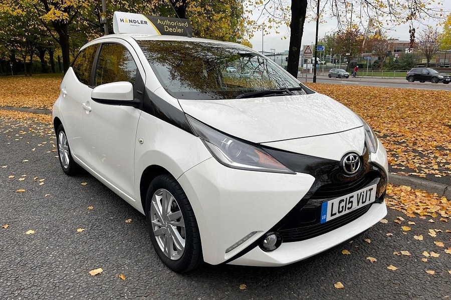 2015 Toyota AYGO photo 9