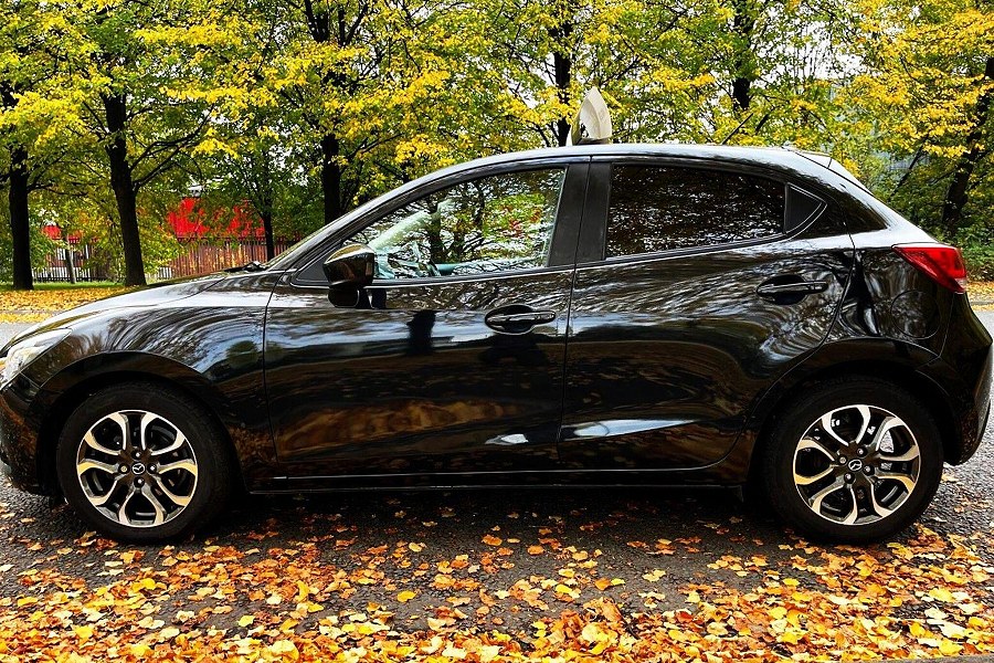 2016 Mazda Mazda2 photo 4