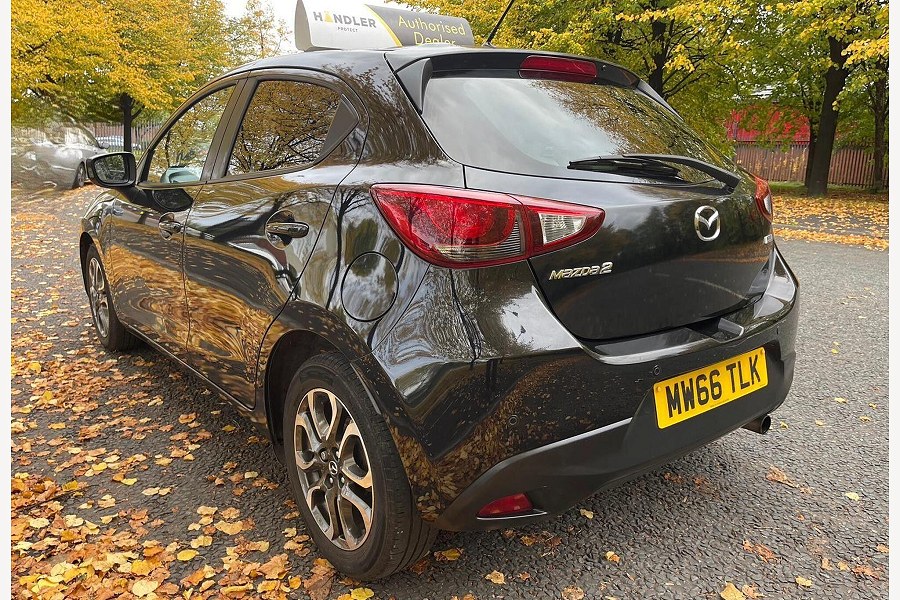 2016 Mazda Mazda2 photo 5