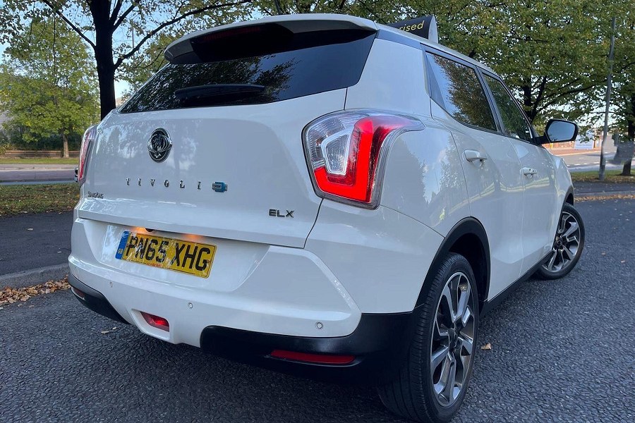 2015 SsangYong Tivoli photo 11