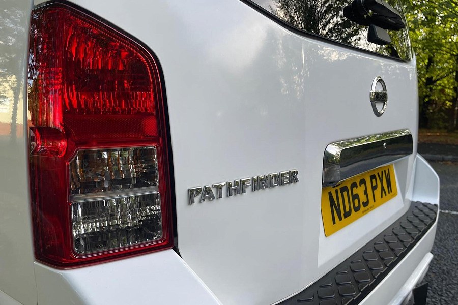 2013 Nissan Pathfinder photo 13