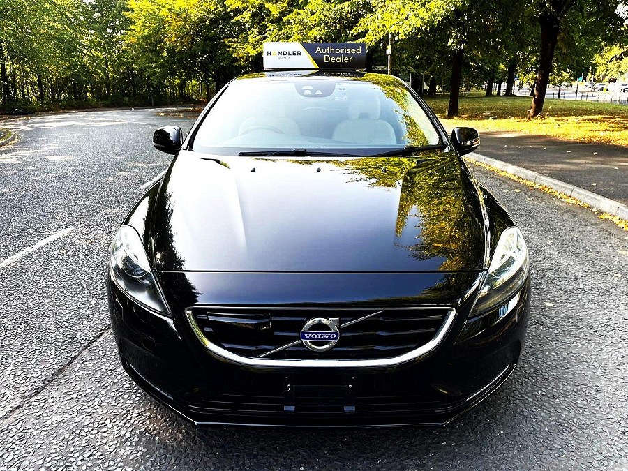 Volvo V40 photo 2