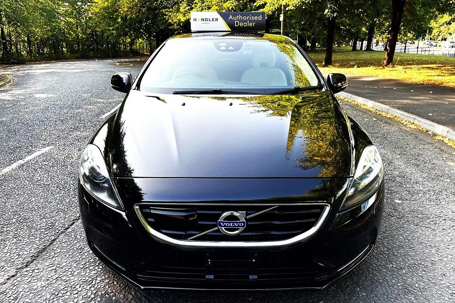 Volvo V40 photo 2