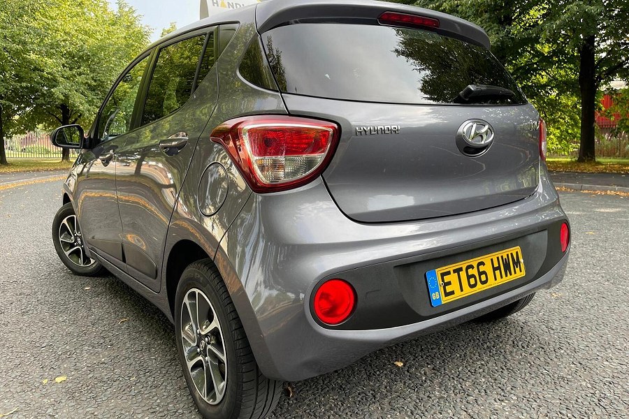 2017 Hyundai i10 photo 13