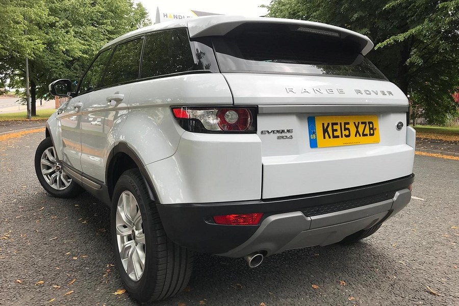 2015 Land Rover Range Rover Evoque photo 11