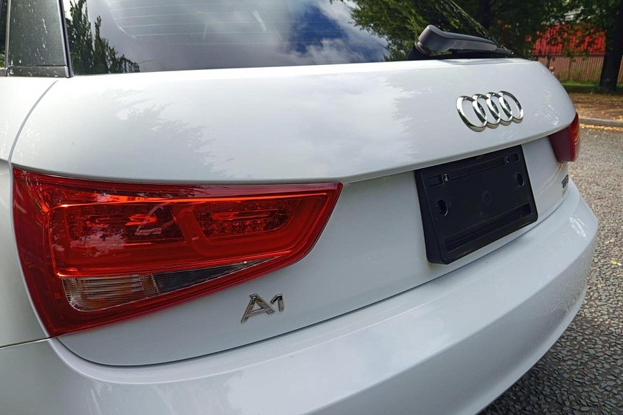 2014 Audi A1 photo 9