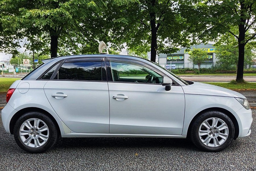 2014 Audi A1 photo 8