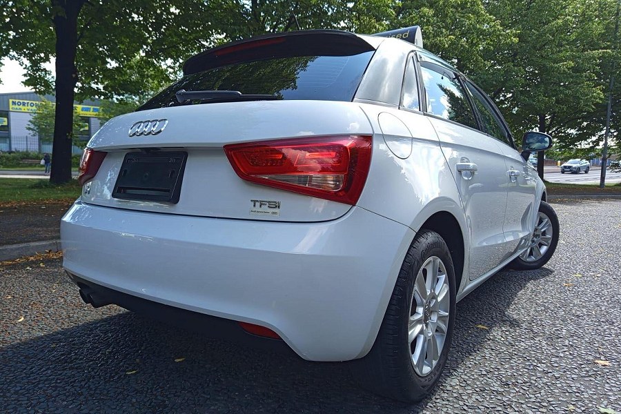 2014 Audi A1 photo 12
