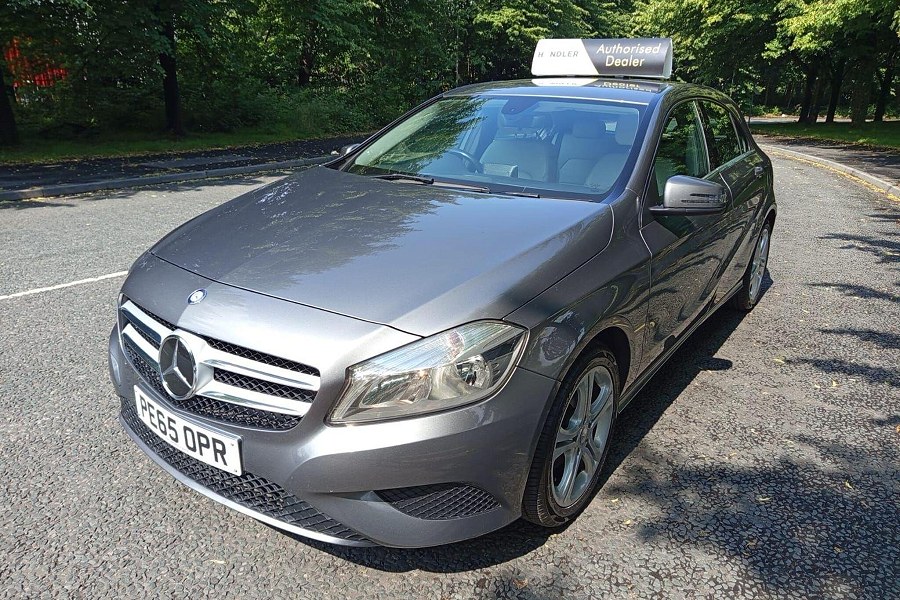 2015 Mercedes-Benz A Class photo 3
