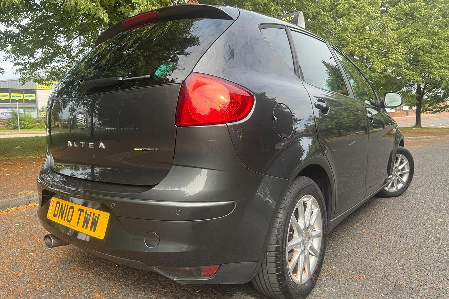 2010 SEAT Altea photo 9