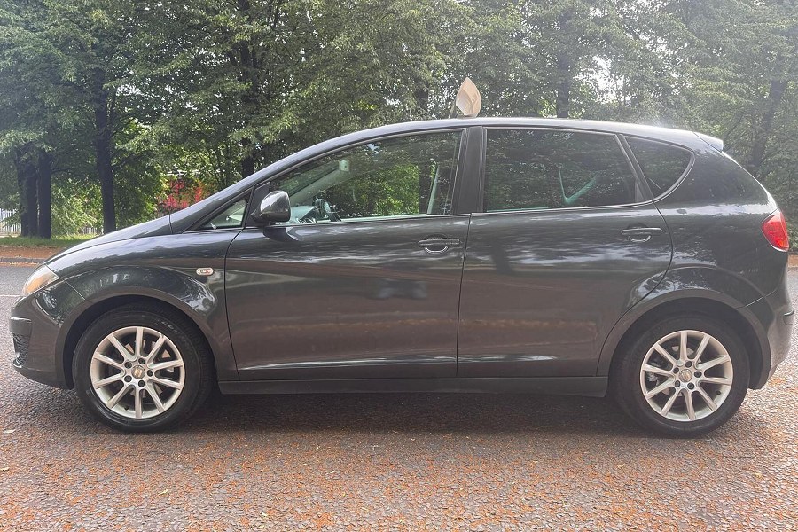 2010 SEAT Altea photo 10