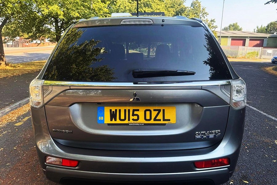 2015 Mitsubishi Outlander photo 6