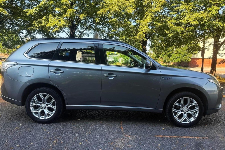 2015 Mitsubishi Outlander photo 8