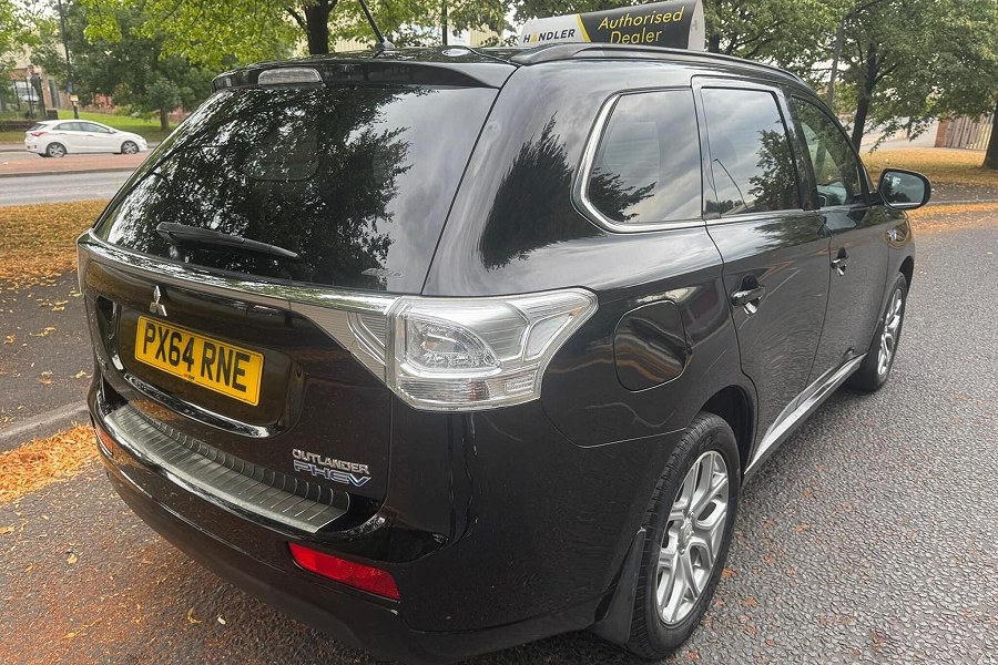 2014 Mitsubishi Outlander photo 7