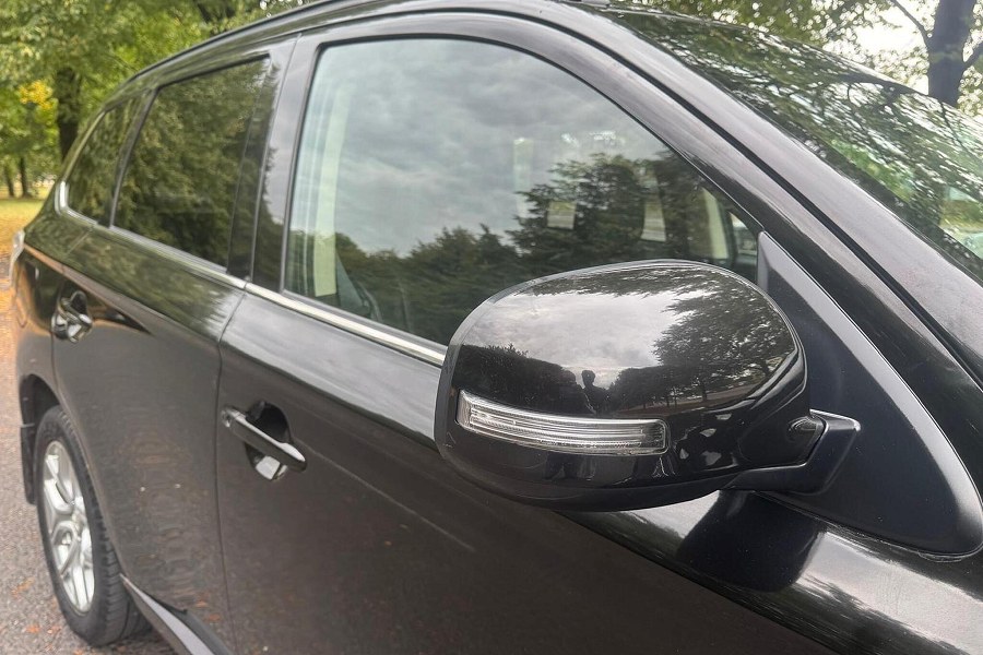 2014 Mitsubishi Outlander photo 13