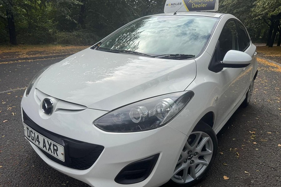2014 Mazda Mazda2 photo 3