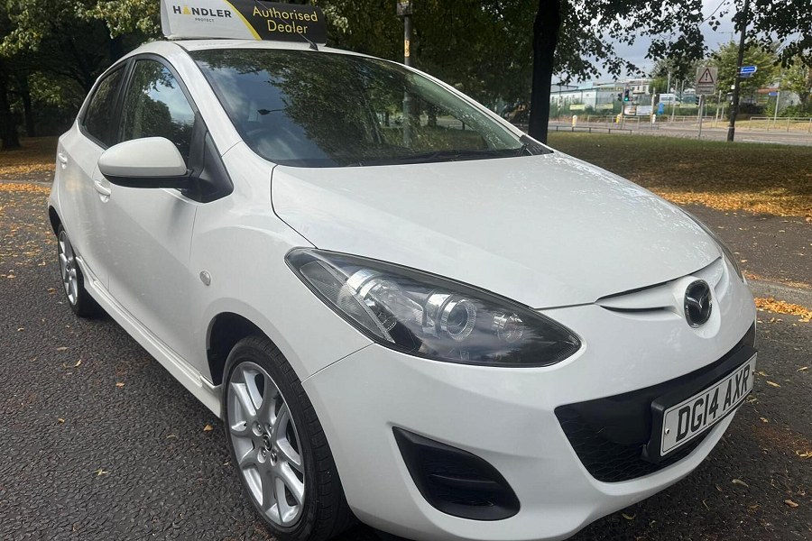 2014 Mazda Mazda2 photo 4