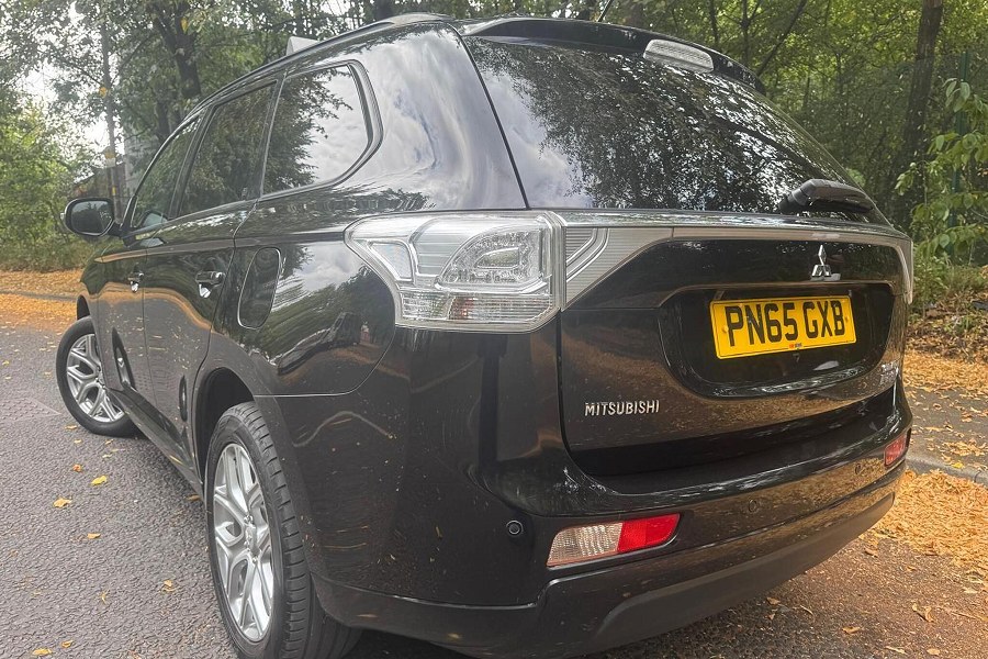 2015 Mitsubishi Outlander photo 8