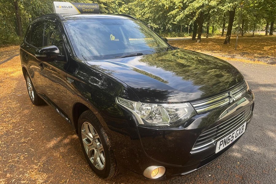 2015 Mitsubishi Outlander photo 4