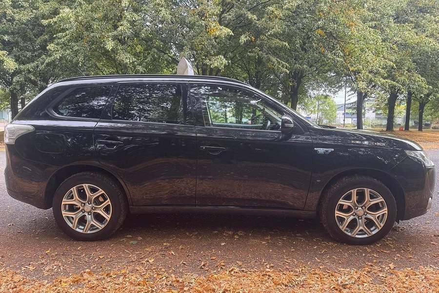 2015 Mitsubishi Outlander photo 11