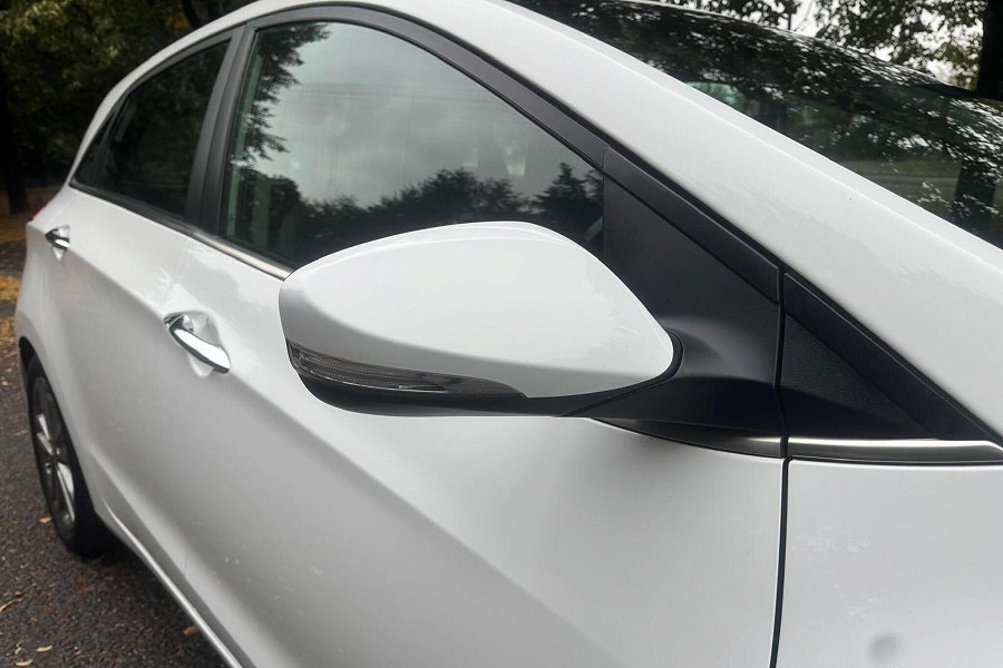2016 Hyundai i30 photo 13