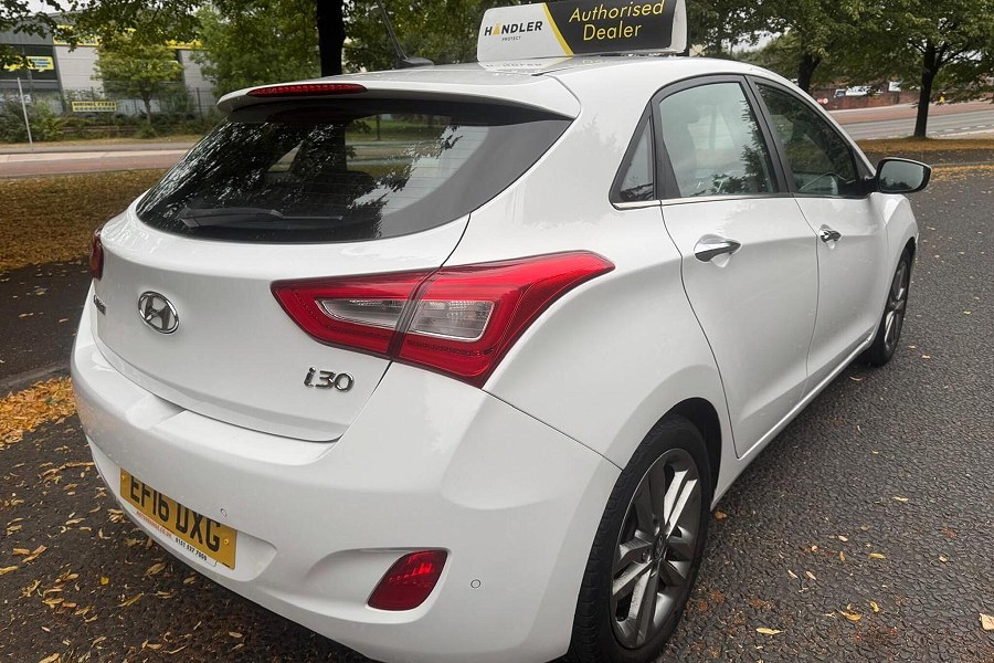 2016 Hyundai i30 photo 7