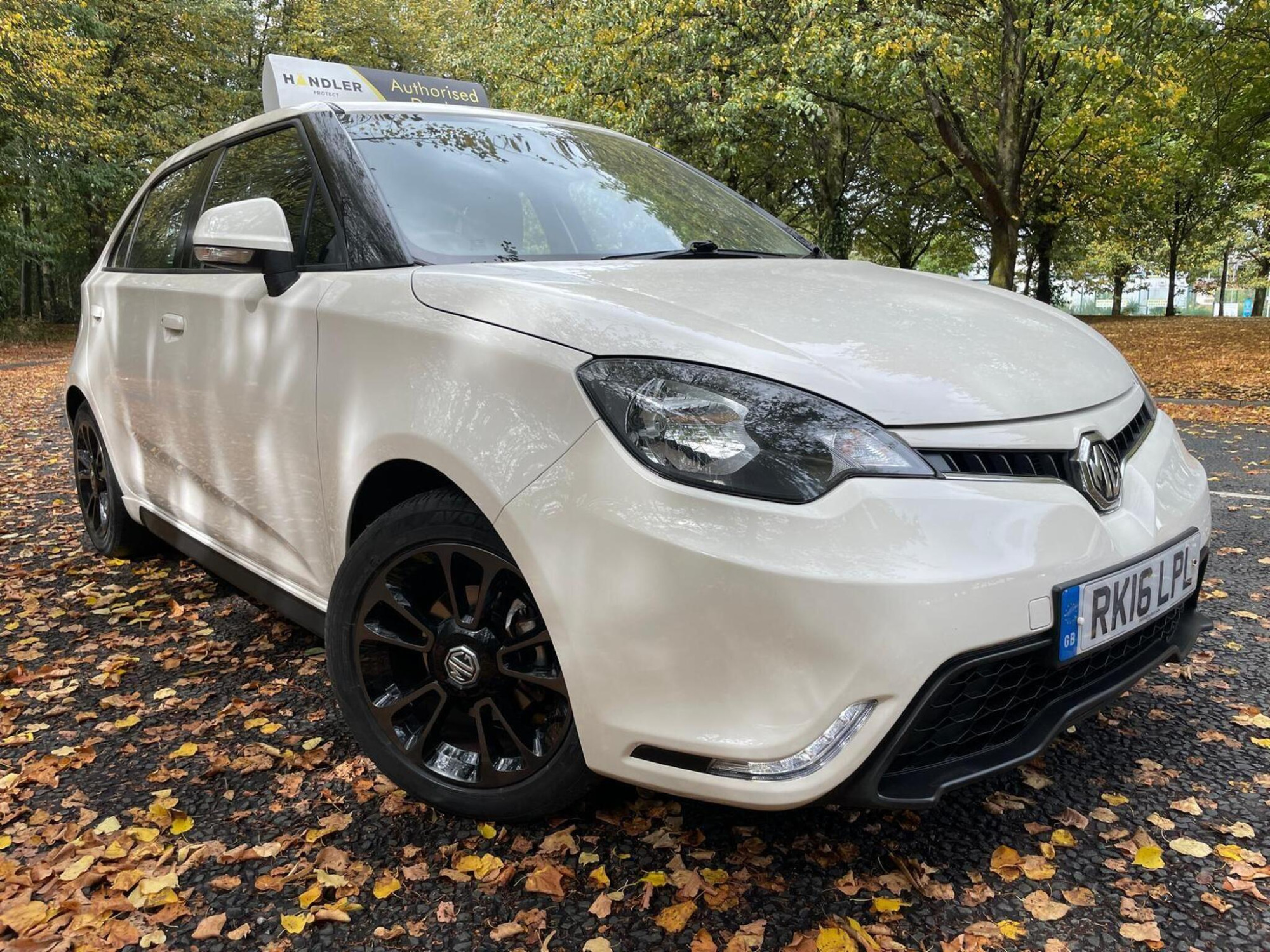 2016 MG MG3 1.5 VTi-TECH 3Style Euro 6 (s/s) 5dr for sale at Bros Motors