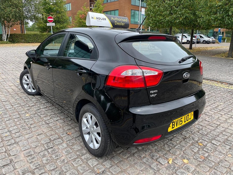 2015 Kia Rio photo 10