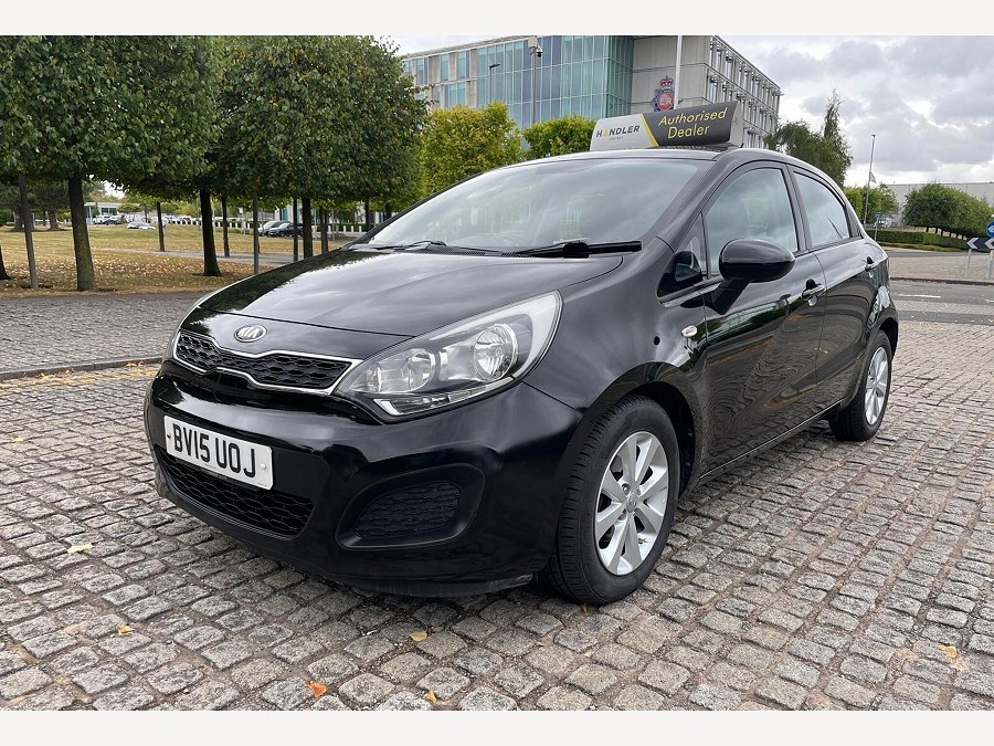 2015 Kia Rio photo 3