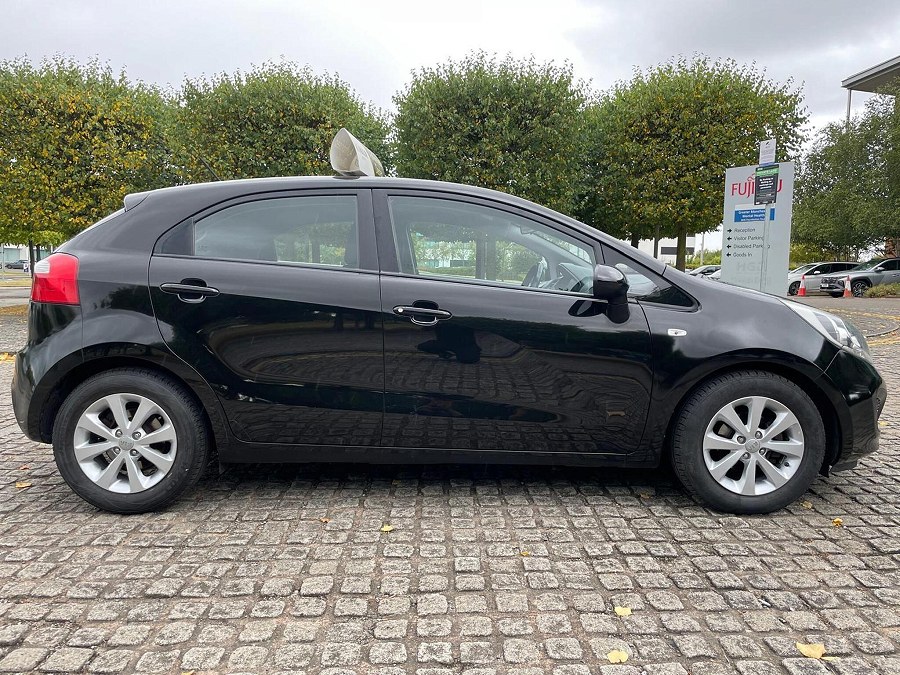 2015 Kia Rio photo 8