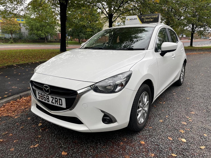2018 Mazda Mazda2 photo 3