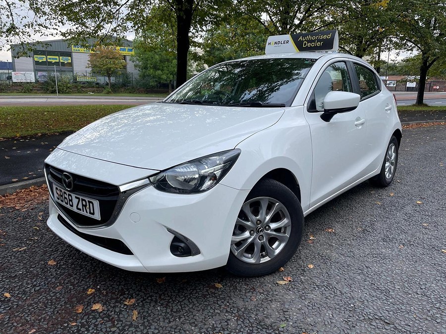 2018 Mazda Mazda2 photo 11