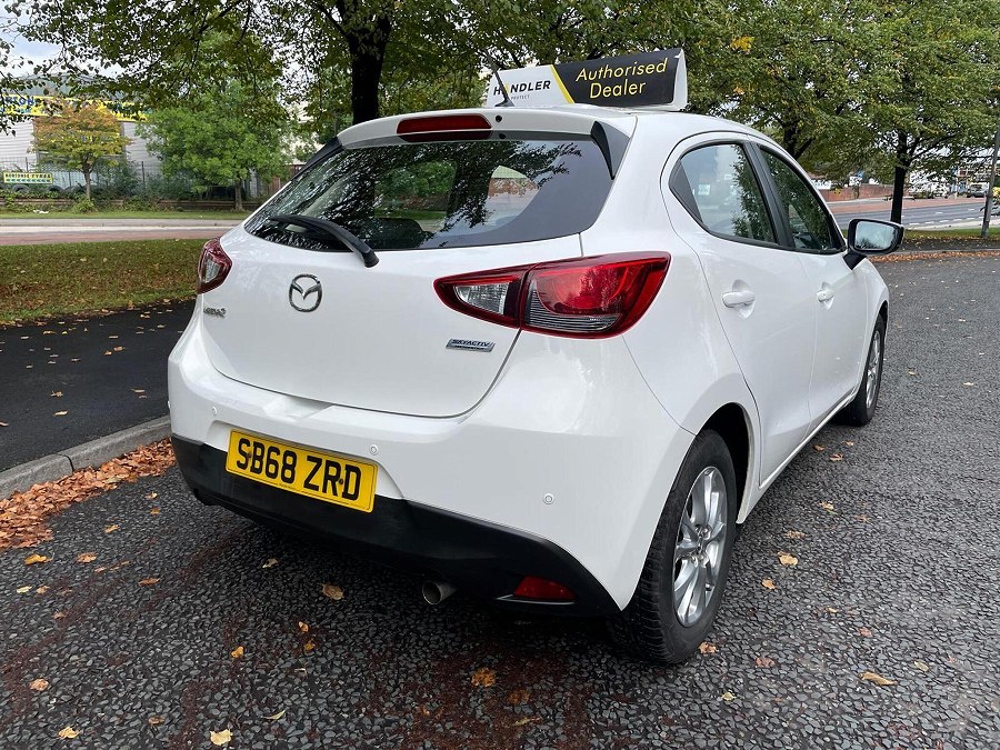 2018 Mazda Mazda2 photo 7