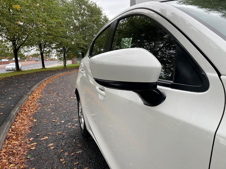 2018 Mazda Mazda2 photo 14