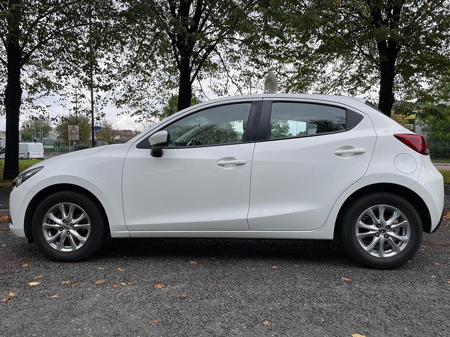 2018 Mazda Mazda2 photo 4