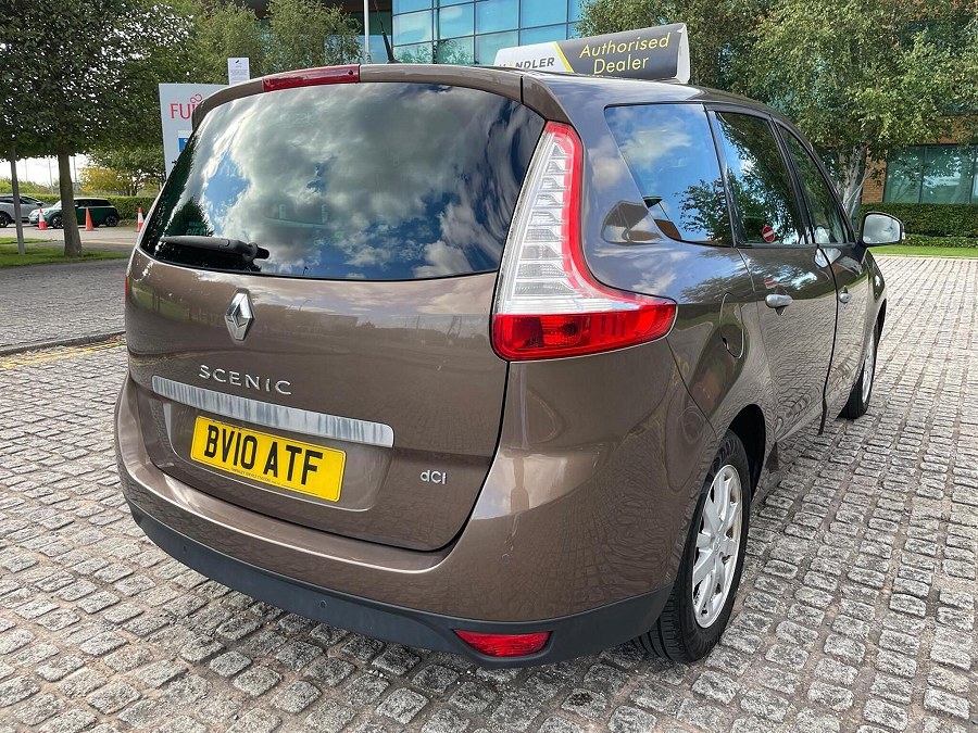 2010 Renault Grand Scenic photo 7