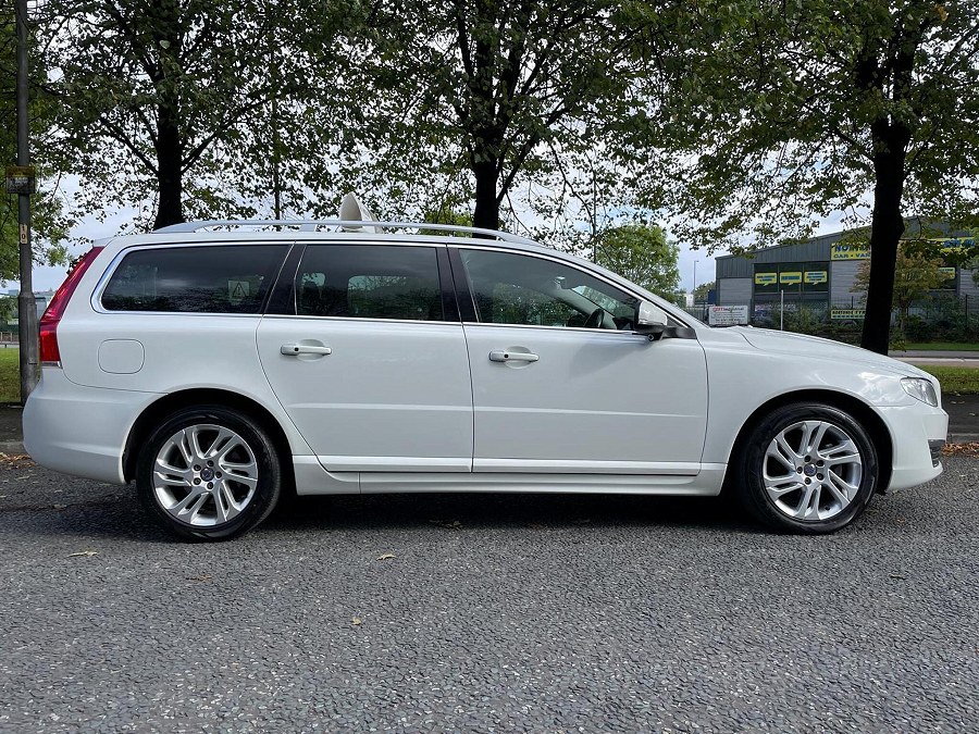 2015 Volvo V70 photo 8