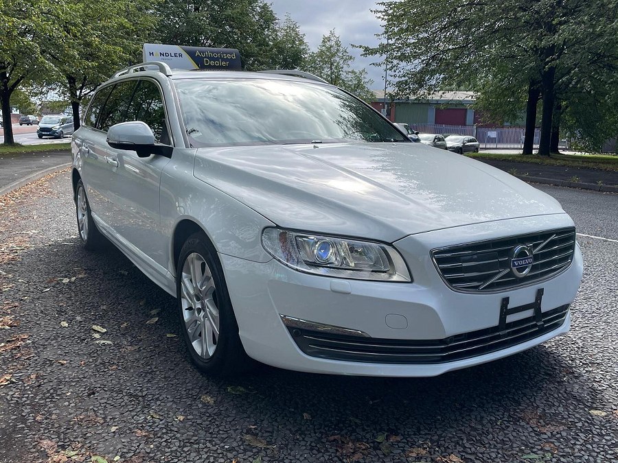 2015 Volvo V70 photo 9