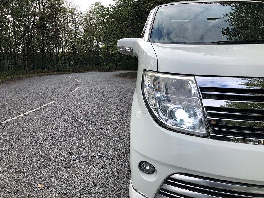 2009 Nissan Elgrand photo 13