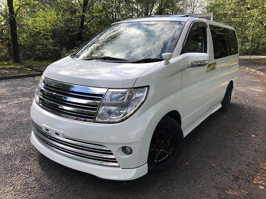 2009 Nissan Elgrand photo 11